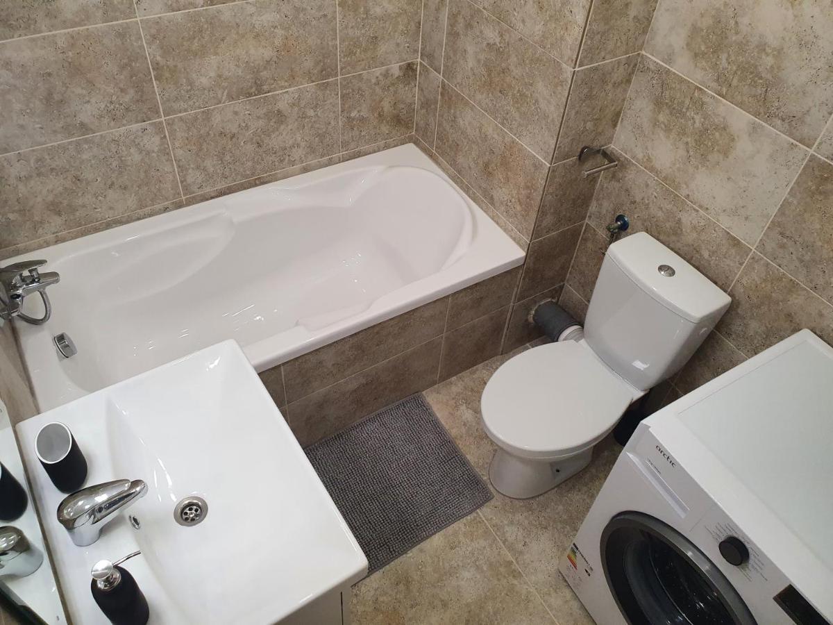 D&C Studio Militari Residence Tineretului 17 Roşu Zewnętrze zdjęcie